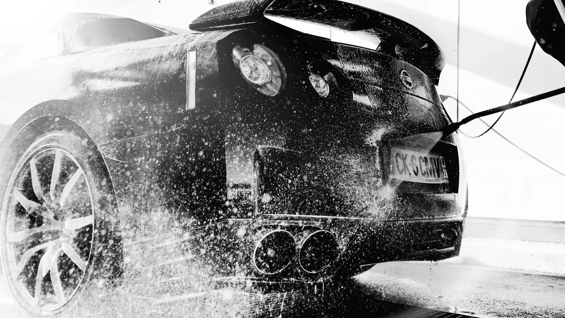 Exterior & Interior Detailing